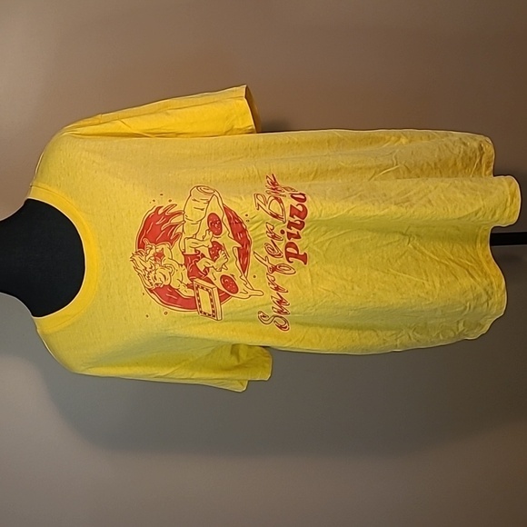 STRANGER THINGS Surfer Boy Pizza Short Sleeve Graphic T-shirt, Unisex - Picture 3 of 9